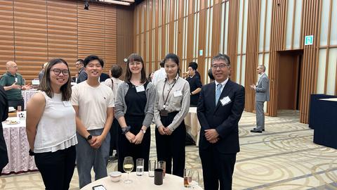 Executive Director Fujihira with students