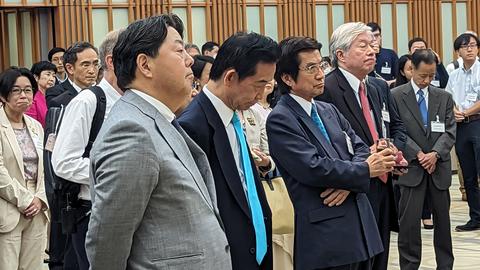 Foreign Minister Hayashi Listening