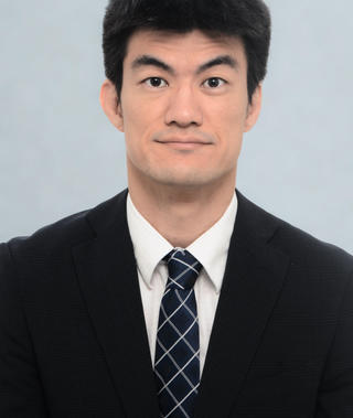 Headshot of Fumiharu Ito.